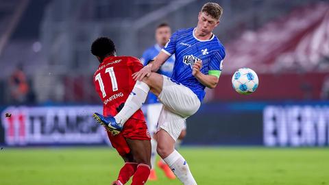 Clemens Riedel von Darmstadt 98 beim Spiel in Düsseldorf