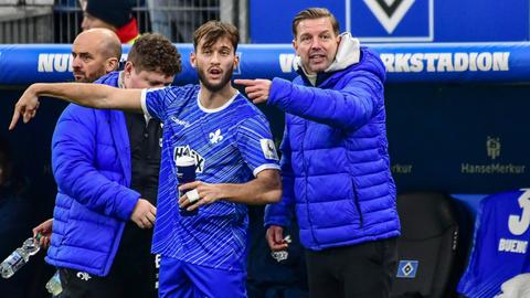 SV Darmstadt 98: Trainer Florian Kohfeldt und Spieler Killian Corredor