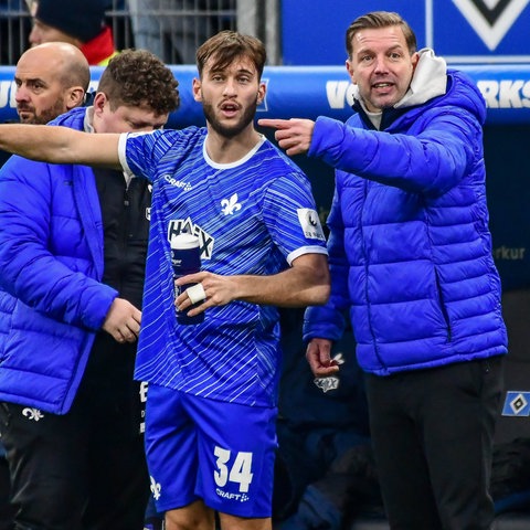 SV Darmstadt 98: Trainer Florian Kohfeldt und Spieler Killian Corredor