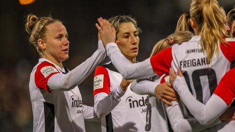 Jubel bei den Eintracht Frankfurt Frauen