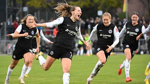 Jubel bei den Eintracht Frankfurt Frauen