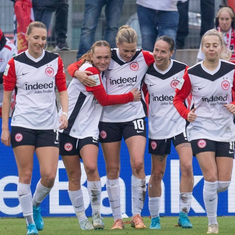 Gegen Köln konnten die Eintracht-Spielerinnen gleich acht Mal Tore bejubeln.