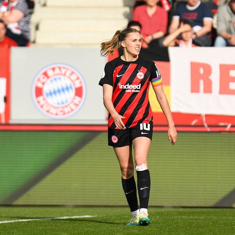 Laura Freigang beim Pokal-Halbfinale 2023/24 gegen die Bayern.