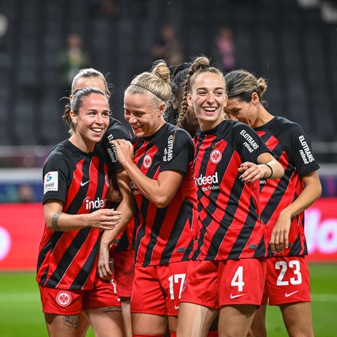 Eintracht Frankfurt Frauen Jubel Prag