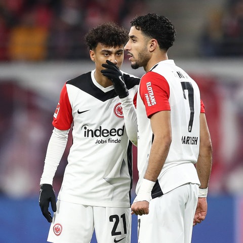 Nathaniel Brown und Omar Marmoush hoffen auf einen positiven Jahresabschluss.