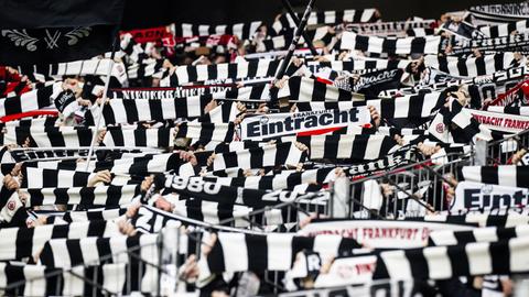 Die Eintracht-Fans bekommen weitere europäische Nächte geboten.