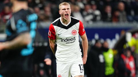 Mehr Feuer braucht die Eintracht-Welt: Rasmus Kristensen zeigt, wie es geht.