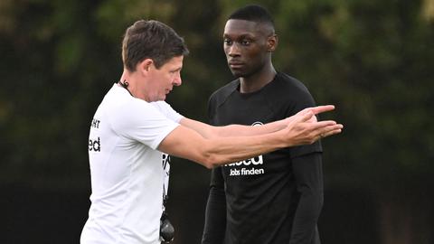 Eintracht-Trainer Oliver Glasner baut voll auf die Power von Randal Kolo Muani.