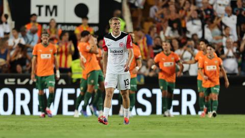 Enttäuschung bei Rasmus Kristensen beim Eintracht-Test in Valencia