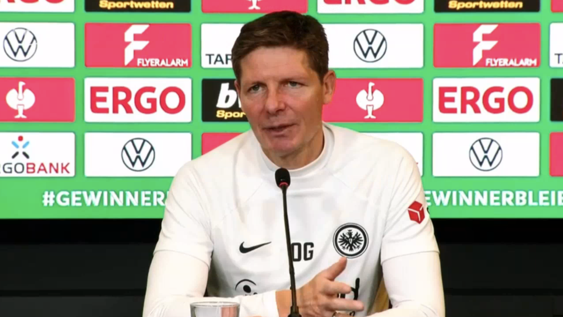 DFB-Pokal: Die Pressekonferenz Von Eintracht Frankfurt Vor Dem Spiel ...