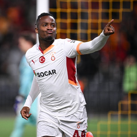 Batshuayi wechselt zu Eintracht Frankfurt