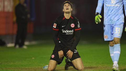 Frust bei Igor Matanovic von Eintracht Frankfurt