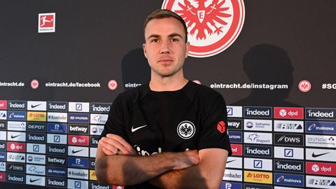 Mario Götze bei seiner Vorstellung in Frankfurt