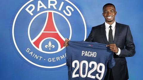 Willian Pacho bei PSG