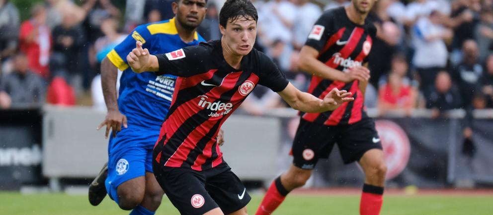 Viele Tore Beim Ersten Test: Zweite Eintracht Frankfurt Reihe Kämpft Um ...