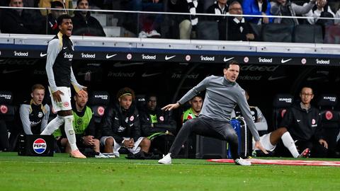 Eintracht-Trainer Dino Toppmöller.