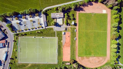 Darum geht's: die Sportanlage Neumühle in Watzenborn-Steinberg, einem Ortsteil von Pohlheim.