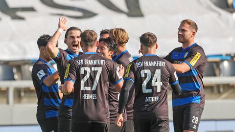 Der FSV Frankfurt kann am Freitag die Herbstmeisterschaft bejubeln