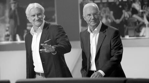 Rudi Völler und Franz Beckenbauer gemeinsam bei einer TV-Aufzeichnung im Jahr 2013