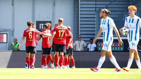 SV Wehen Wiesbaden gegen Hansa Rostock