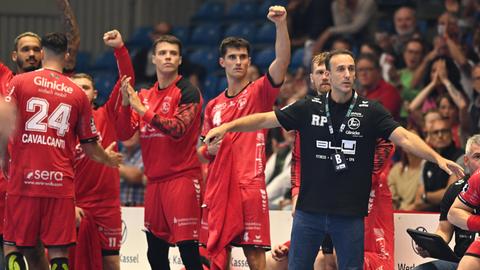 Die MT-Spieler und Trainer Roberto García Parrondo konnten gegen Potsdam einen Sieg bejubeln.