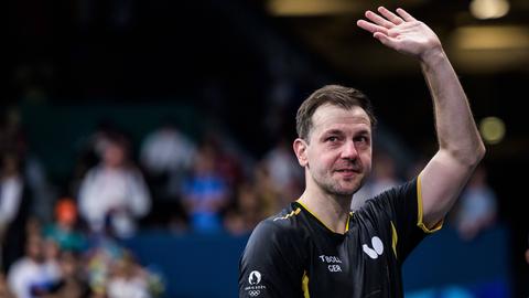 Timo Boll verabschiedte sich vom Publikum in Paris - mit Tränen in den Augen.