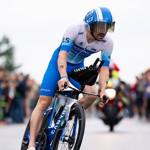 Patrick Lange auf dem Fahrrad bei der Challenge Roth