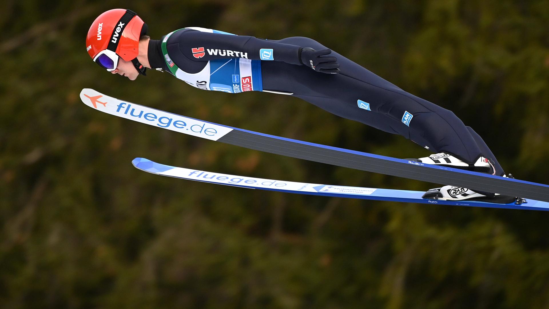 Vierschanzentournee Leyhe fliegt in Oberstdorf auf Rang 20