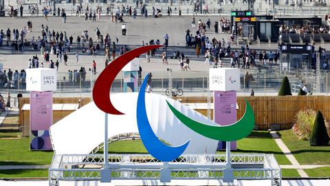 Das Symbol der Paralympics in Paris