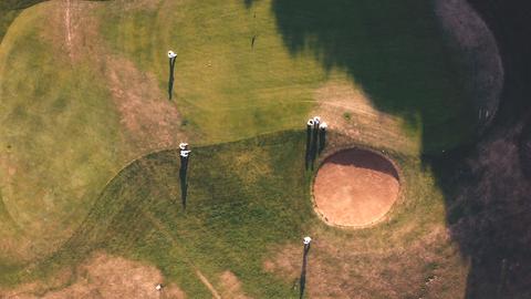 Un campo da golf dall'aria