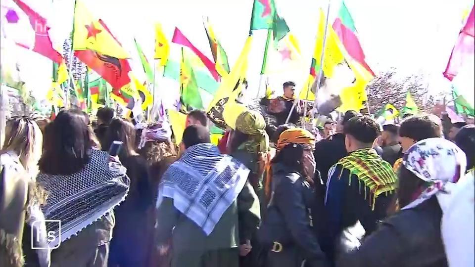 Kurdisches Neujahr 17.000 Menschen feiern NewrozFest in Frankfurt