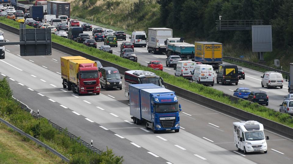 Aktuelle Verkehrsmeldungen hessenschau.de