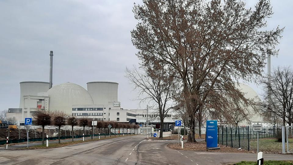 Biblis – a life with a nuclear power plant mortgage |  hessenschau.de