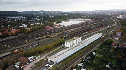 Blick auf den Rangierbahnhof in Kassel-Rothenditmold.