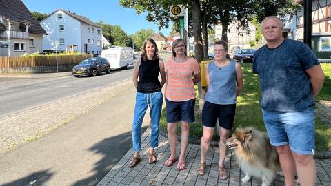 Geesa Theessen, Katja Stein, Petra Krieger und Günter Börner von der Bürgerinitiative L3221.